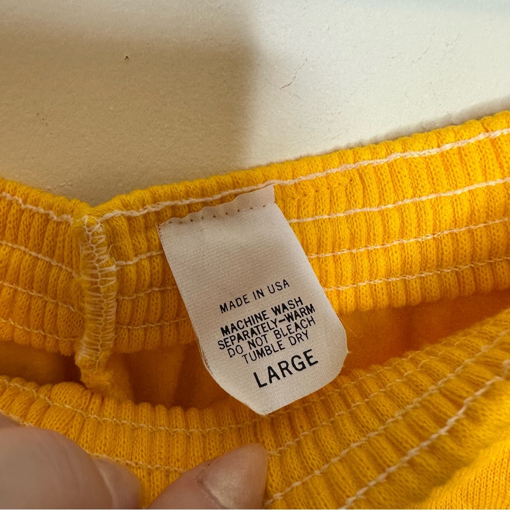 Vintage NOS West Virginia Basketball Yellow Sweatpants Exercise Pants Size Large - Picture 3 of 6